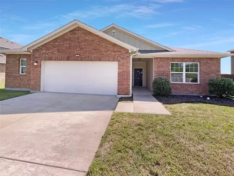 324 Dove Creek Ln, Glenn Heights, TX 75154