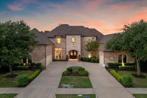 2588 W Creek Dr, Frisco, TX 75033