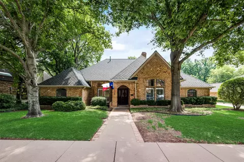 3900 Laurel Ln, Bedford, TX 76021
