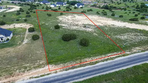 2060 Eagles Ridge Dr, Weatherford, TX 76087