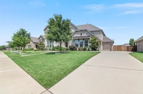 Exterior - 241 Dianna Dr, Prosper, TX 75078 photo 2 of 5