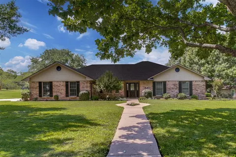 1209 Whispering Ln, Southlake, TX 76092