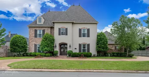 1092 Saint Francis Way, Shreveport, LA 71106