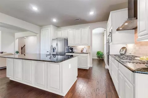 284 Benwick Dr, Sunnyvale, TX 75182