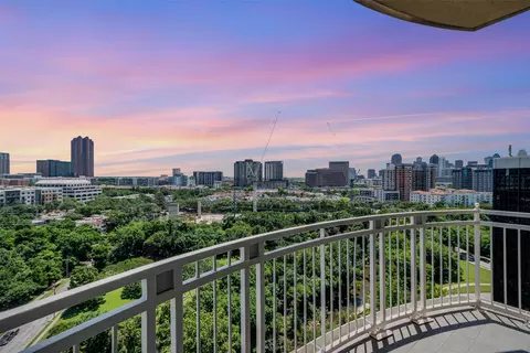 3225 Turtle Creek Blvd #1604, Dallas, TX 75219