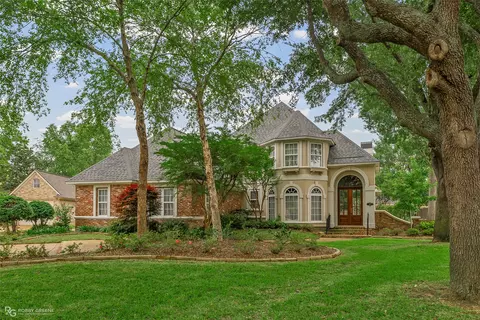 107 Magnolia Xing, Bossier City, LA 71111