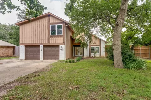 3017 Chaucer Ln, Bedford, TX 76021