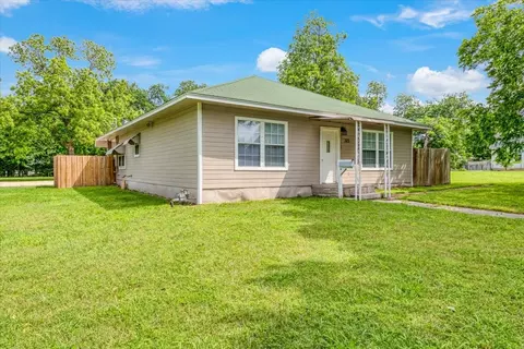 325 W Middleton St, Sherman, TX 75090