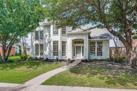 7409 Silverthorn Dr, Rowlett, TX 75089