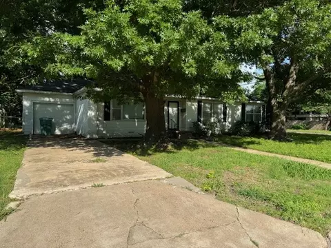1603 N Highland Ave, Sherman, TX 75092
