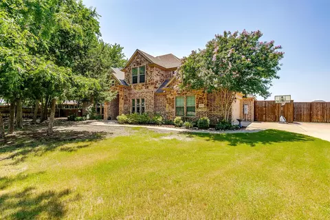 3711 Baron Dr, Midlothian, TX 76065