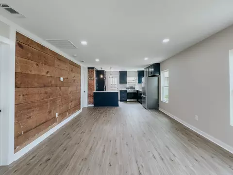 516 N 9th St, Corsicana, TX 75110