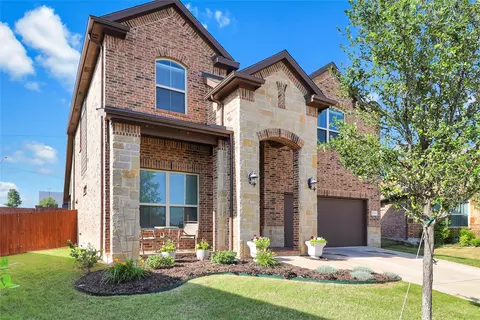 5808 Canyon Oaks Ln, Fort Worth, TX 76137