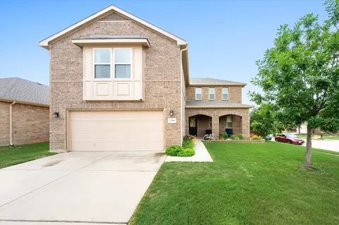 5700 Sapphire Pool Trl, Fort Worth, TX 76244