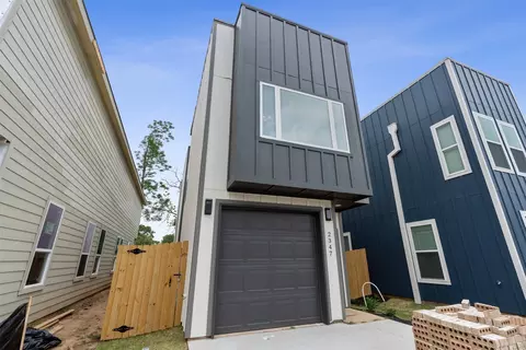 2347 Scott St, Dallas, TX 75215