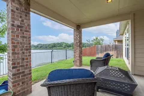 1324 Cheyenne Dr, Aubrey, TX 76227