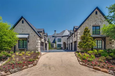 701 Park Lake Dr, Mckinney, TX 75072