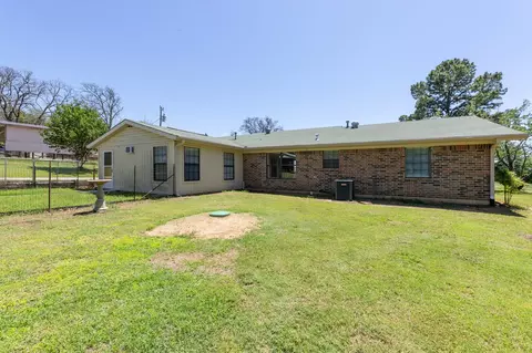 Exterior - 758 Maxx Rd, Mead, OK 73449 photo 7 of 9
