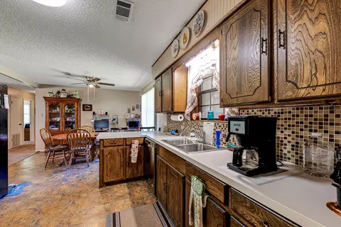Kitchen - 758 Maxx Rd, Mead, OK 73449 photo 2 of 3
