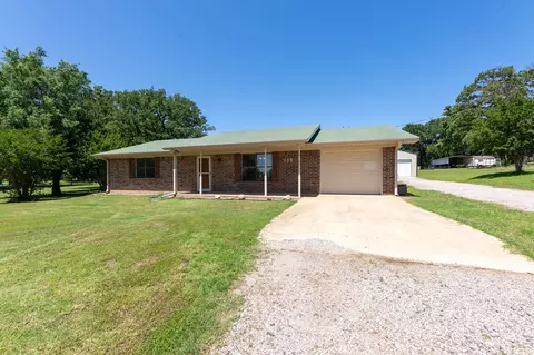 Exterior - 758 Maxx Rd, Mead, OK 73449 photo 6 of 9