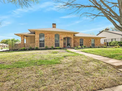 2400 Glenhaven Dr, Plano, TX 75023