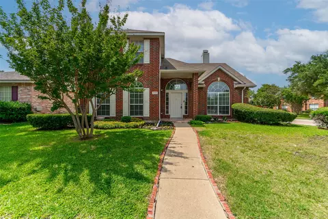 2125 Carnation Ct, Garland, TX 75040