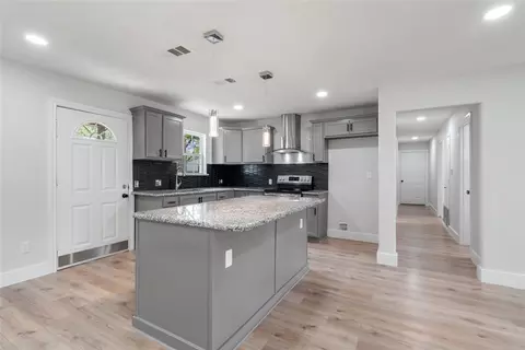 1228 Glenda Dr, Bedford, TX 76022