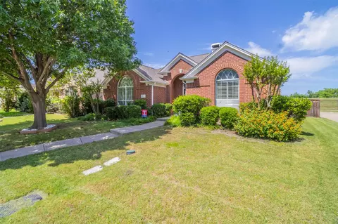 300 Touchdown Dr, Irving, TX 75063 photo 3