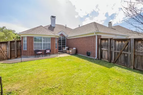 300 Touchdown Dr, Irving, TX 75063 photo 5