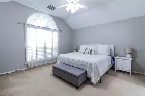 300 Touchdown Dr, Irving, TX 75063 photo 10