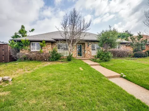 1913 Chesham Dr, Carrollton, TX 75007