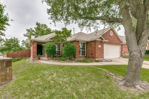 6914 Falcon Crest Ln, Sachse, TX 75048