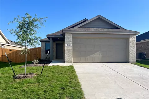 1041 Cencerro Trl, Fort Worth, TX 76052