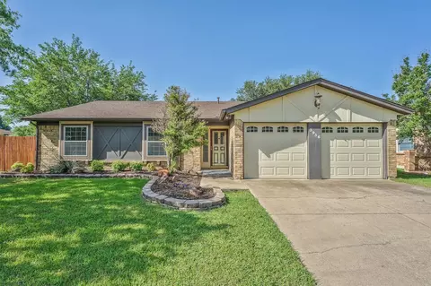 3936 Spoonwood Ln, Fort Worth, TX 76137