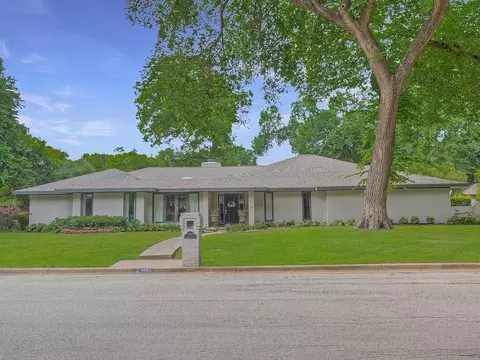 4905 Ranch View Rd, Fort Worth, TX 76109