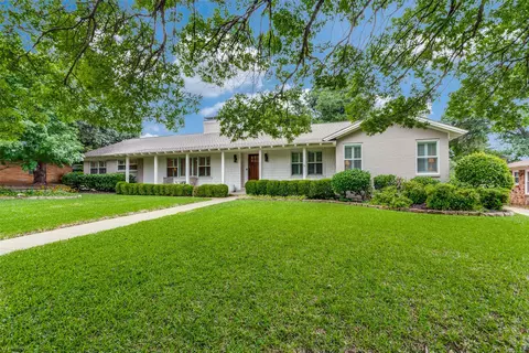 6466 Woodstock Rd, Fort Worth, TX 76116