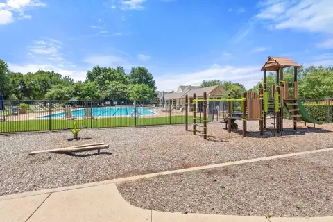 Exterior - 306 Longview Dr, Keller, TX 76248 photo 7 of 7
