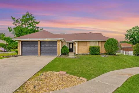 2509 Rosebud Cir, Carrollton, TX 75006