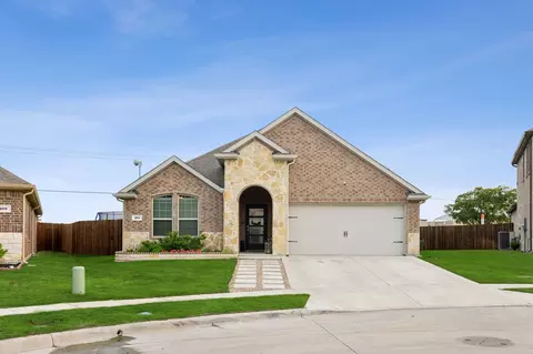105 Cottage Ln, Royse City, TX 75189