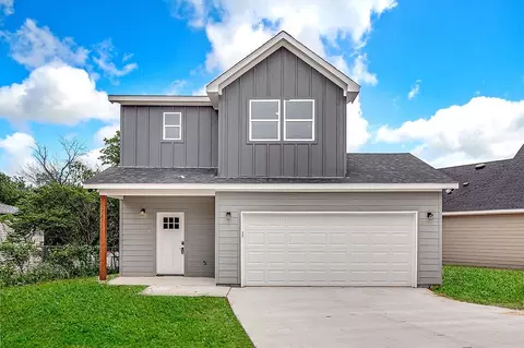 7811 Ella Young Dr, Fort Worth, TX 76135