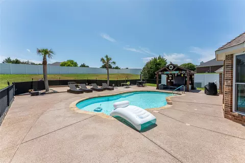 2690 John T Ln, Midlothian, TX 76065
