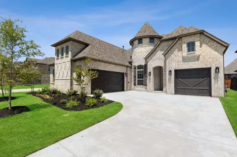 1052 Hunters Creek Dr, Rockwall, TX 75087