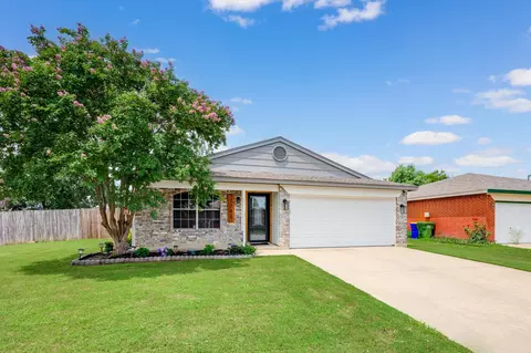 7701 Kelly Lynn Ln, Watauga, TX 76148