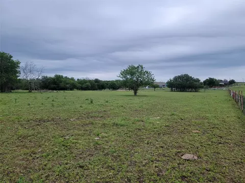 144 Remington Ln, Weatherford, TX 76085
