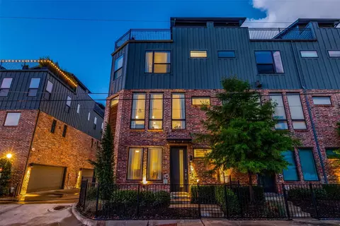 1421 Bronson Ct, Dallas, TX 75204