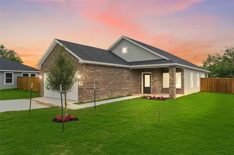 400 Luke St, Hillsboro, TX 76645