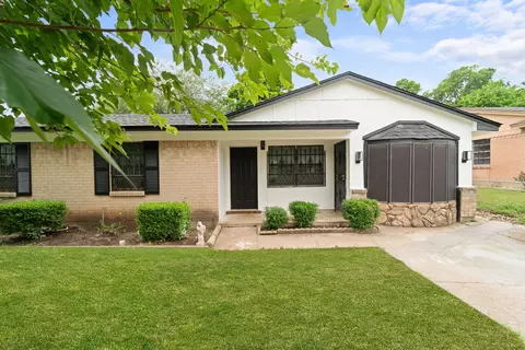 6327 Concerto Ln, Dallas, TX 75241