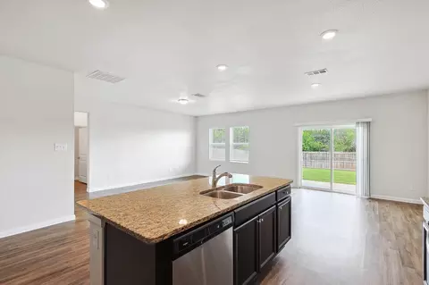 525 Scuttle Dr, Crowley, TX 76036 photo 12
