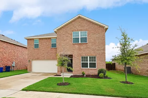 525 Scuttle Dr, Crowley, TX 76036 photo 2