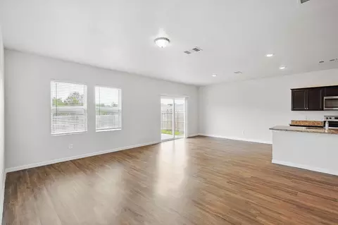 525 Scuttle Dr, Crowley, TX 76036 photo 16